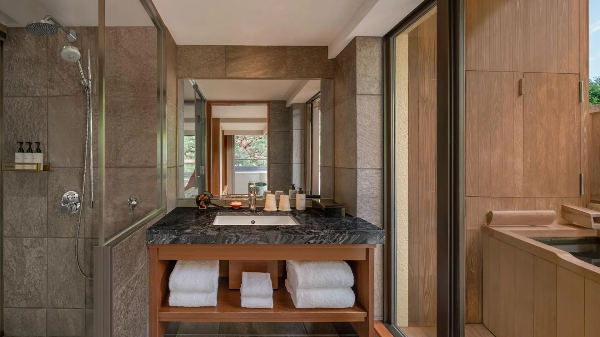 Suiran, A Luxury Collection Hotel, Kiotó Szálloda